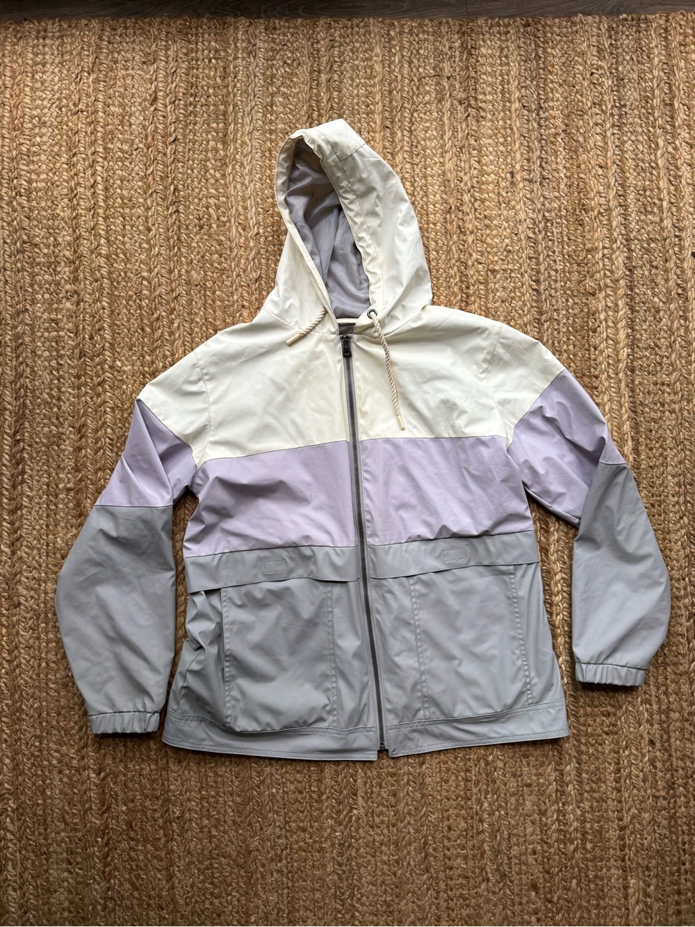Women’s weatherproof raincoat